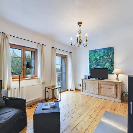 Daire Ferienwohnung Bergfex Alte Gendarmerie *